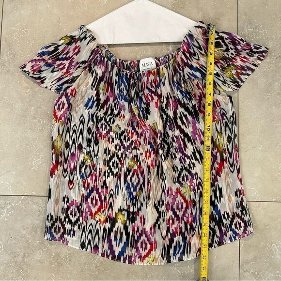 LIKE NEW!  MISA colorful Aztec print off the shoulder blouse. Sz. M - Picture 8 of 9